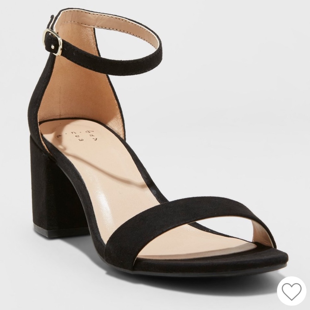 NWOT Black Heels